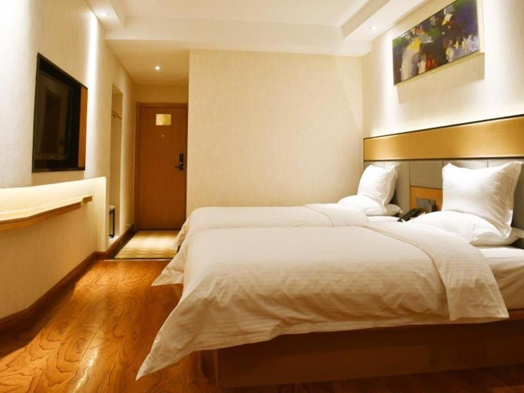 Greentree Inn Geermu Walking Street Business Hotel Golmud Exterior foto