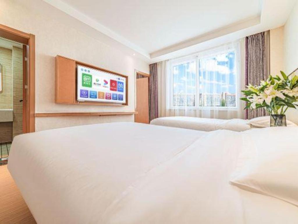 Greentree Inn Geermu Walking Street Business Hotel Golmud Exterior foto